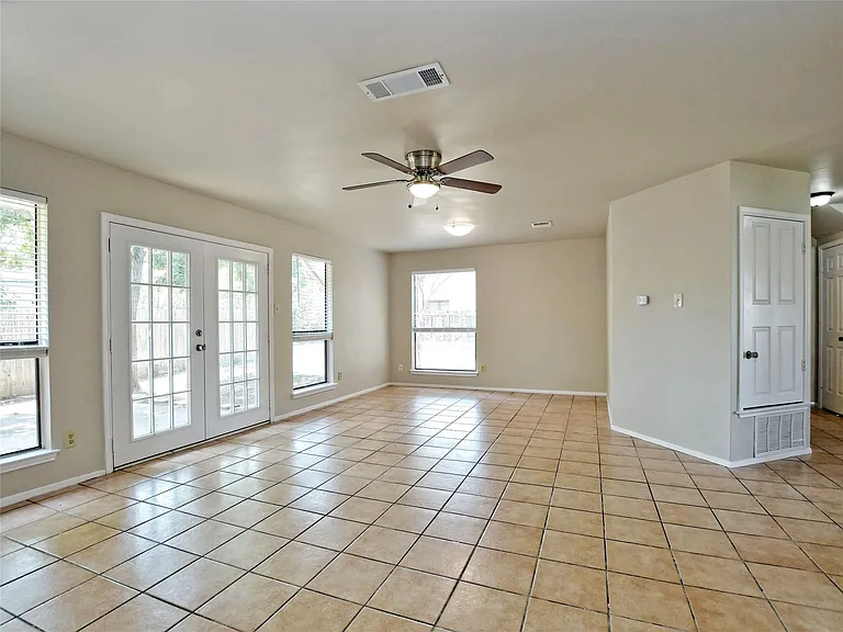 300 N Field St — Photo 9