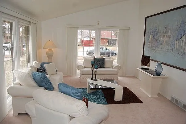 14709 Dante Ave photo 1