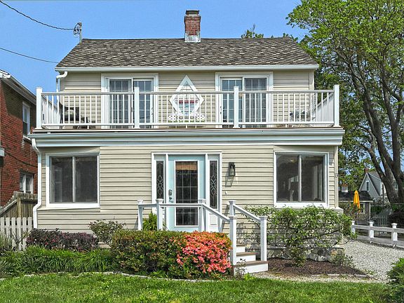 Exterior Front View