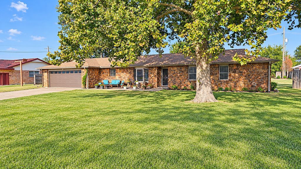 13900 N 3968th Dr - Property Image