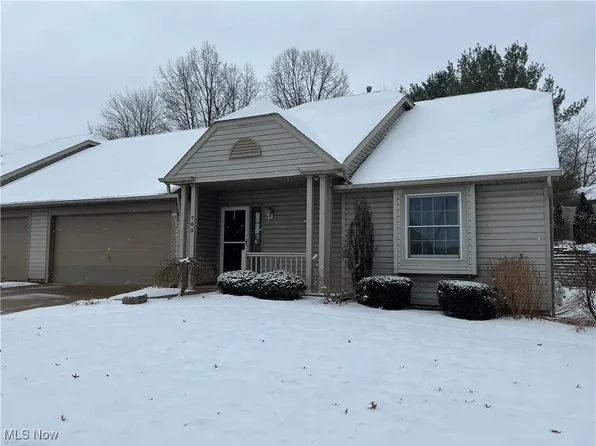 703 Beverly Ave, Canal Fulton, OH 44614