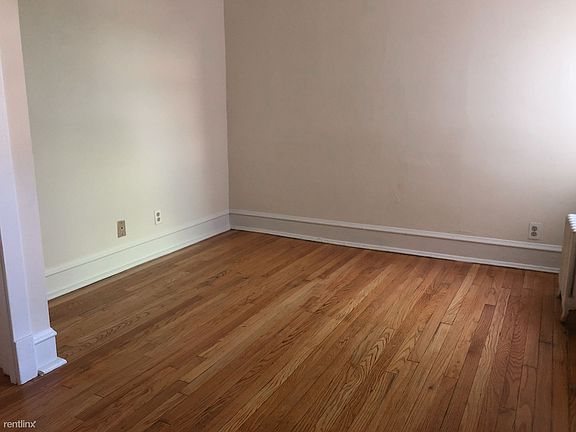 3rd image of 4518 N Greenview Ave APT 3A