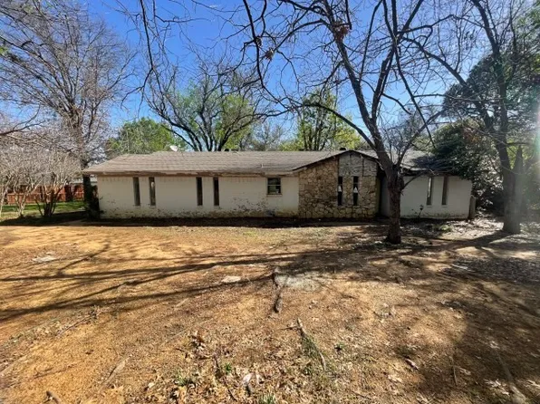 8001 Storie Rd, Arlington, TX 76001