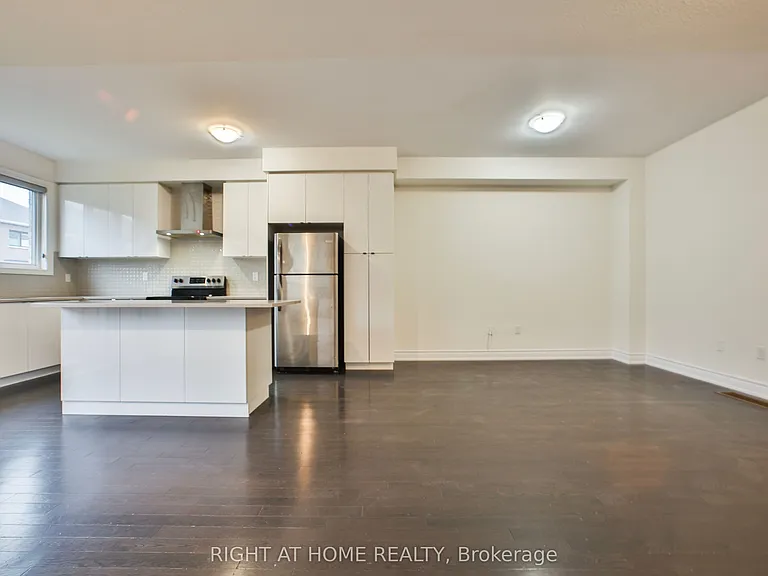 25 Hubbell Rd #UPPER — Photo 10