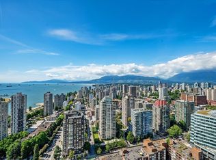 899 Pacific St #3X03, Vancouver, BC V6Z 2E3
