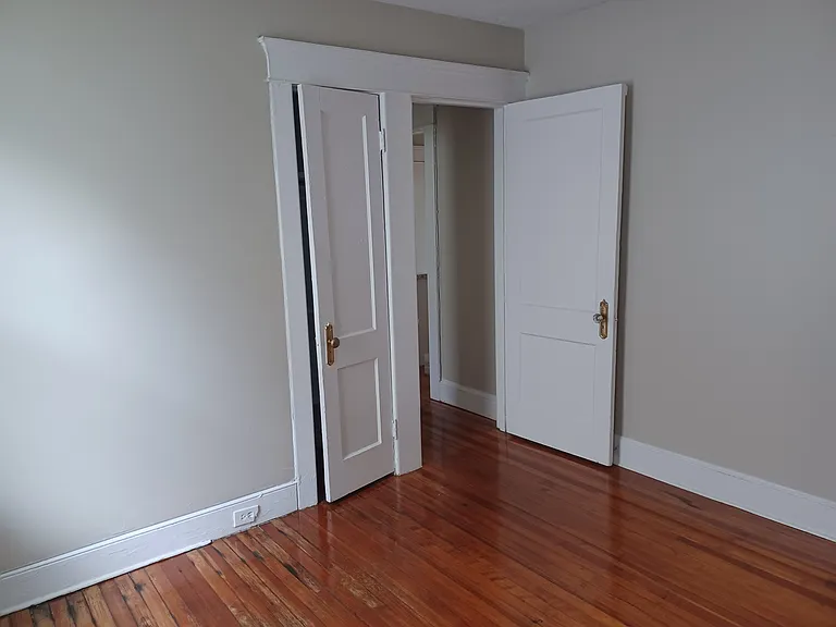 37 Fairfield St #2 — Photo 8