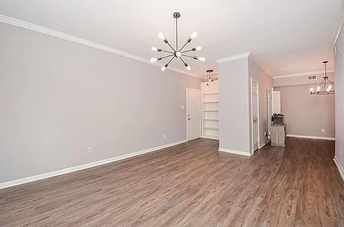 2255 Braeswood Park Dr #195 Photo 1