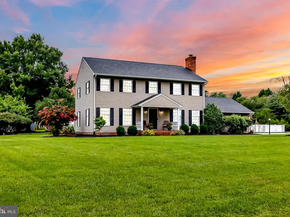 27471 Muirfield Dr, Salisbury, MD 21801