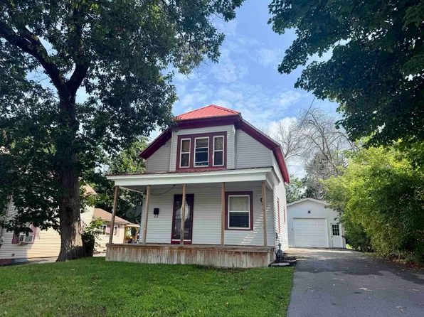 9 South St, Massena, NY 13662