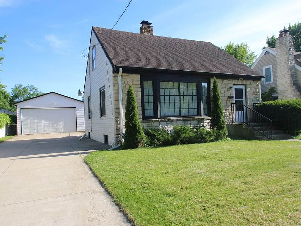 1st image of 299 Grand Ave