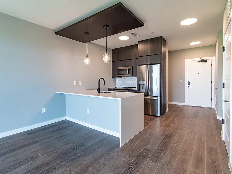 Stadium Lofts — Photo 27