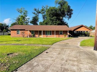 1610 Briarwood St, Sulphur, LA 70663