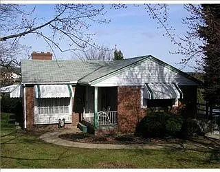 4762 Lougean Ave photo 1
