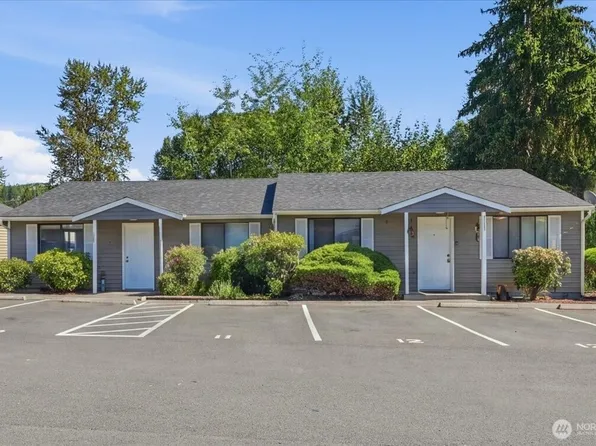406 E Pioneer Street #F, Granite Falls, WA 98252