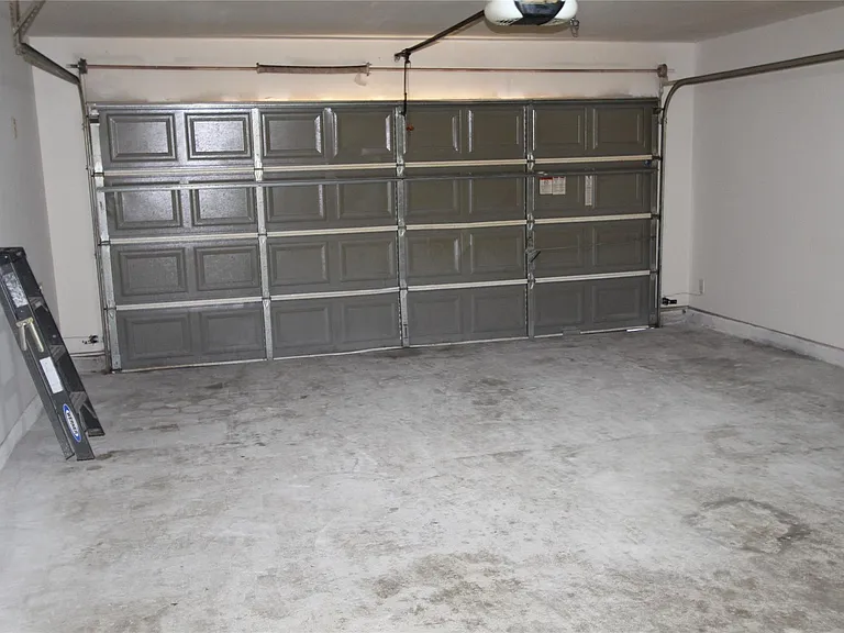 5707 Saluda Creek Ln — Photo 32