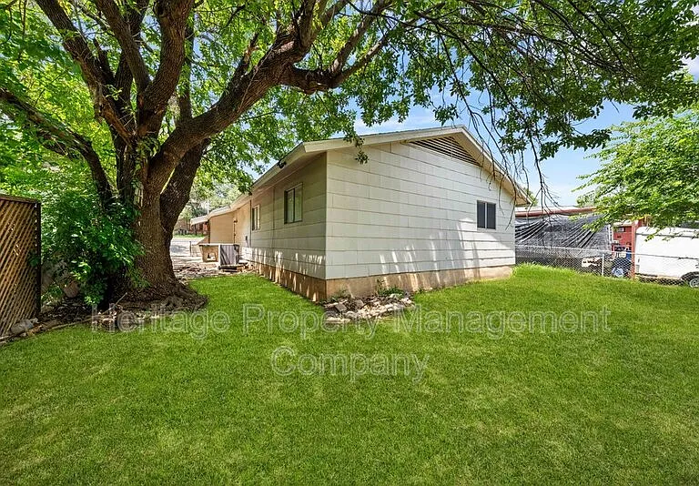 4942 Driskill St — Photo 27