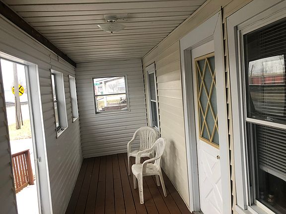 4th image of 145 Broadway St