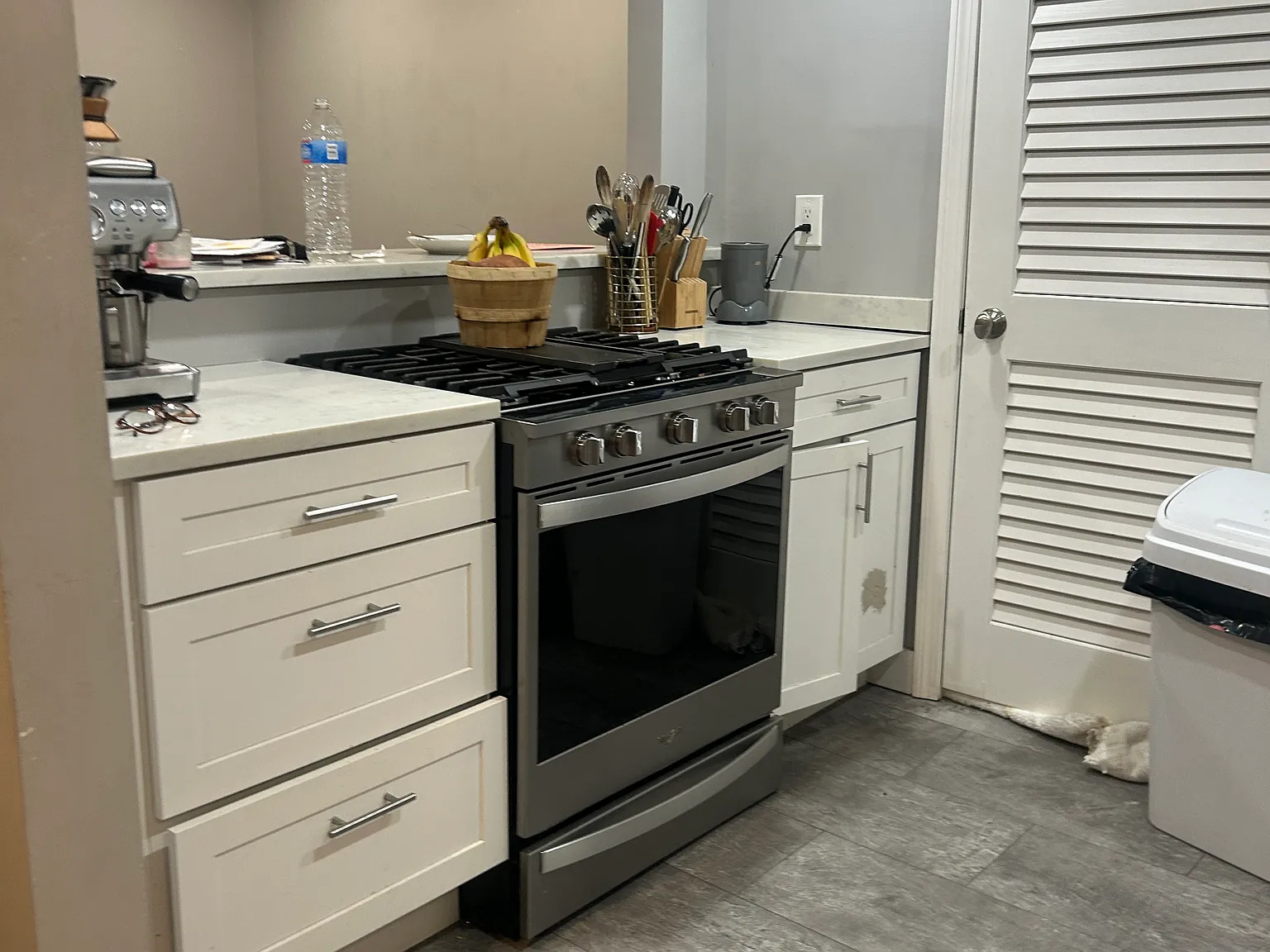 3 bed, 1400 sqft, $4,200 — Photo 1