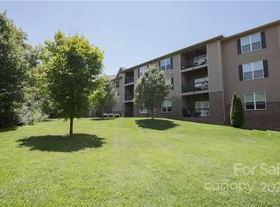 142 Brickton Village Cir #306, Fletcher, NC 28732