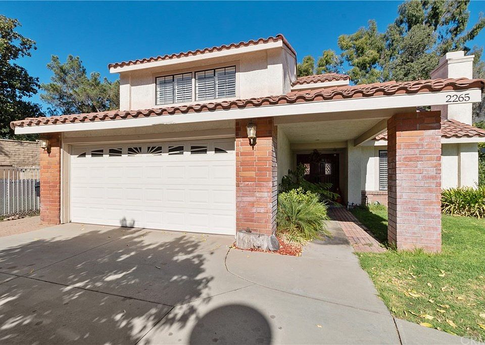 1st image of 2265 Lobelia Ave