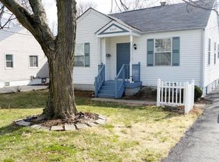 8624 Pine Rd, Sycamore Township, OH 45242