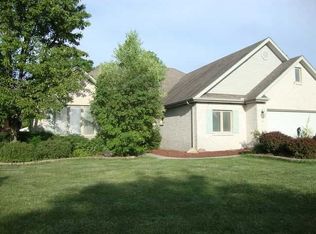 609 Anmarie Ct, Oregon, OH 43616