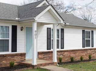 901 Cal Ct, Clarksville, TN 37042