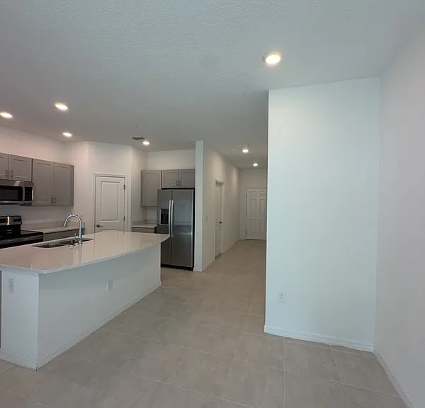 4830 Revolutionary Way — Photo 11