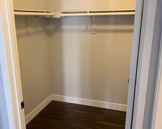 4th image of 639 N Alexandria Ave APT 6