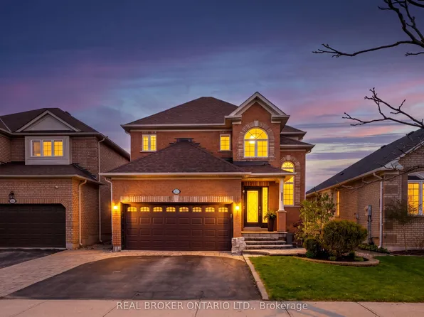 217 Ellis Cres, Milton, ON L9T 6B5