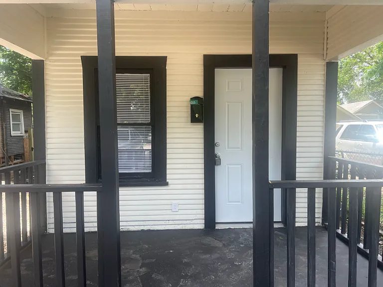 622 Potomac St — Photo 9