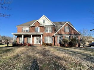 2605 Steeplechase Ct, Clarksville, TN 37043