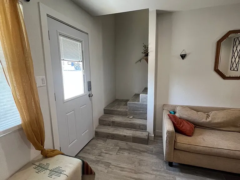 3202 Rufina St #F — Photo 7