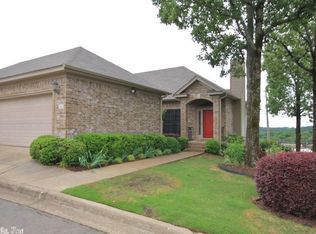 42 Reservoir Heights Dr, Little Rock, AR 72227