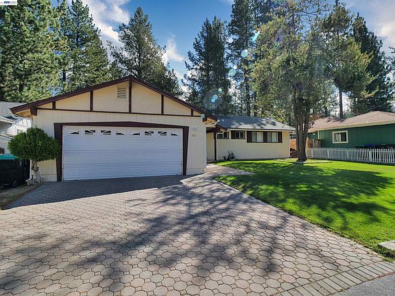 3rd image of 1423 Rancho Way