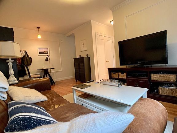 5th image of 442 Hudson St #5S