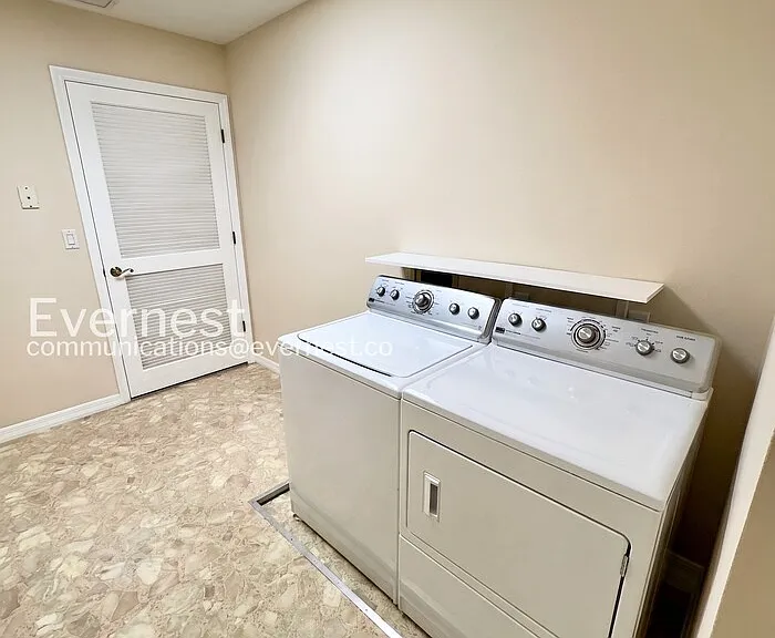 5609 Rosewall Cir — Photo 25