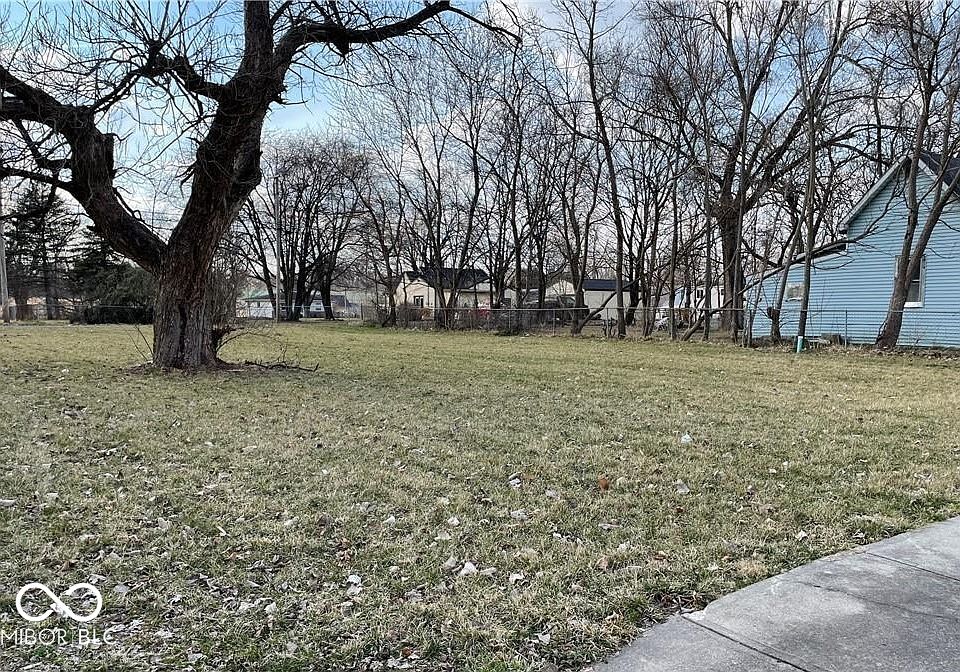 1st image of 2215 Locust St