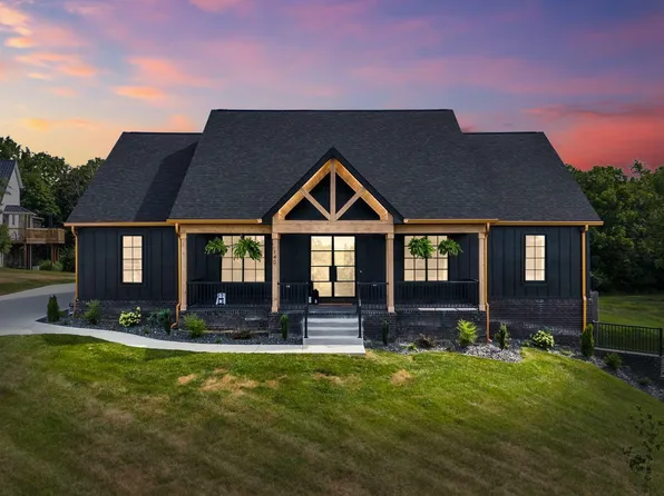140 Avawam Dr, Richmond, KY 40475