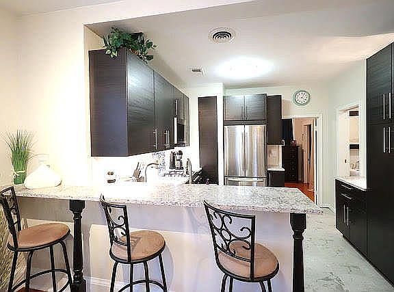 3rd image of 1618 N Rockwell St #2