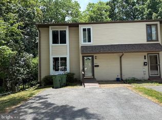 2633 Cranberry Cir, Harrisburg, PA 17110