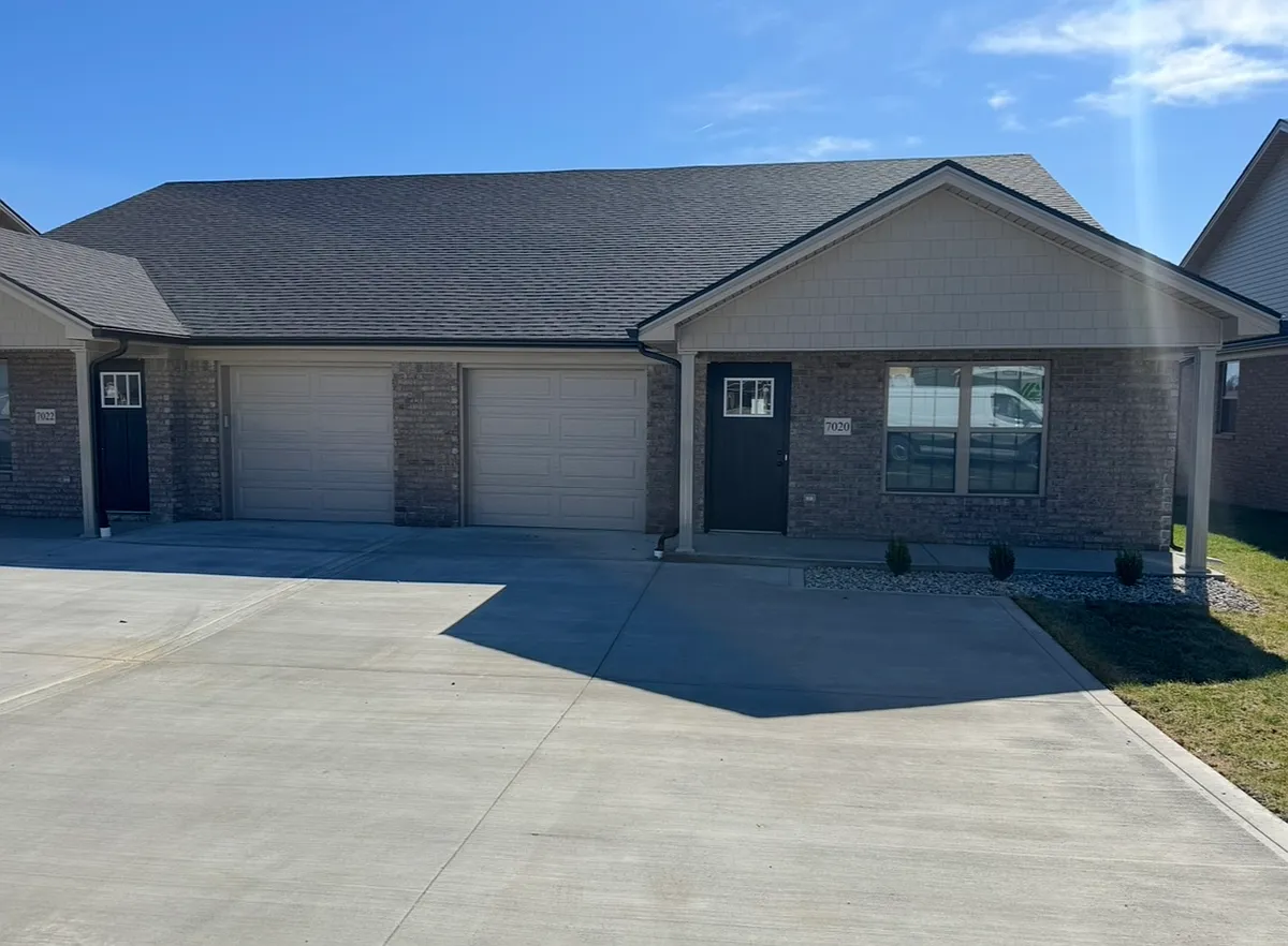 Building Photo - 7020 Caravan Dr