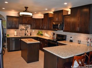 166 Madrona Ln, Bandera, TX 78003