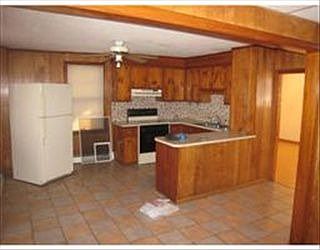 2nd image of 83 Bunkerhill St