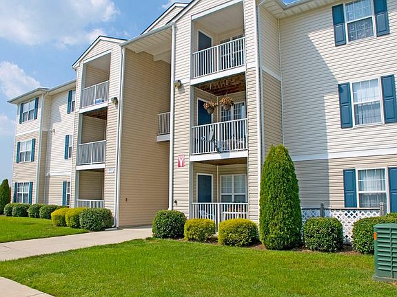 Runaway Bay Apartments