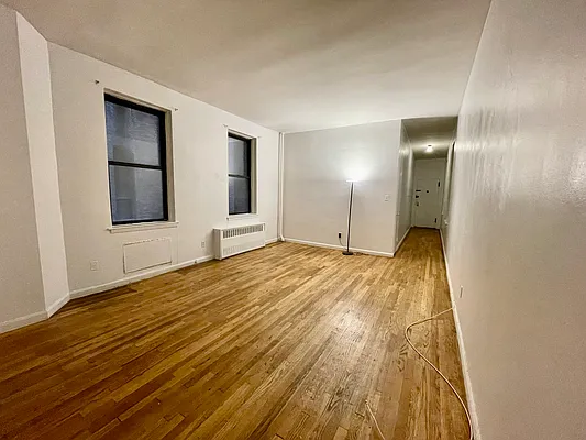 Rented by Compass | media 11