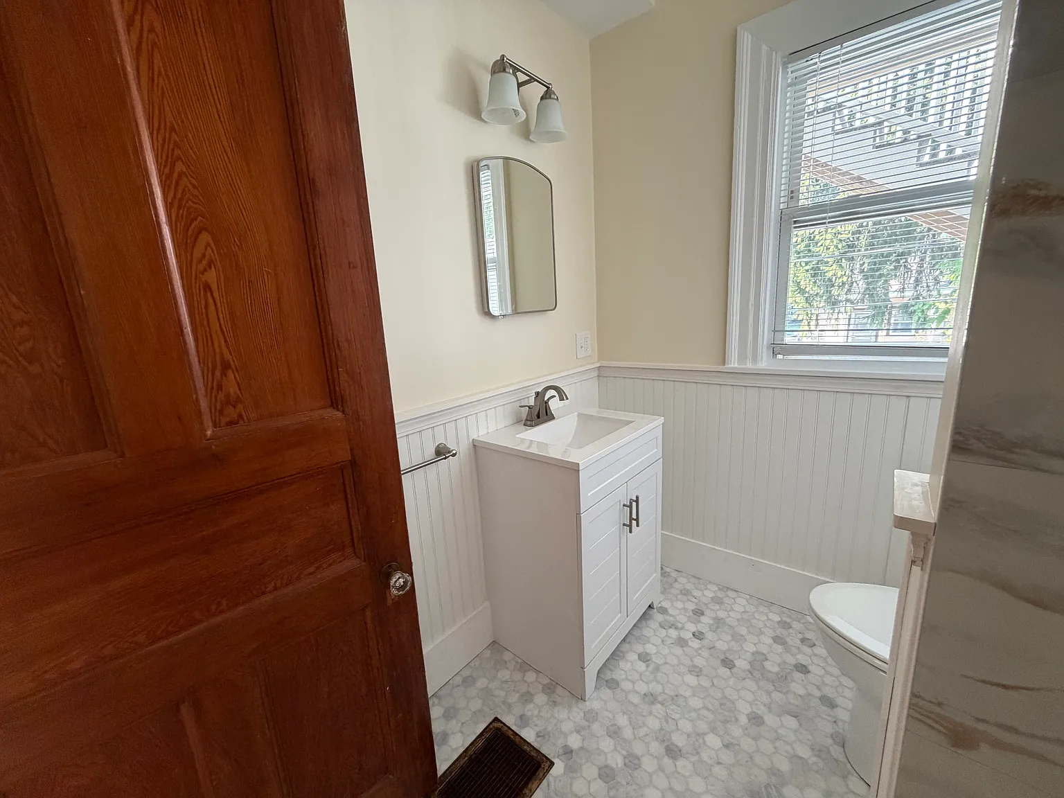 Hastings St, West Roxbury — Photo 4