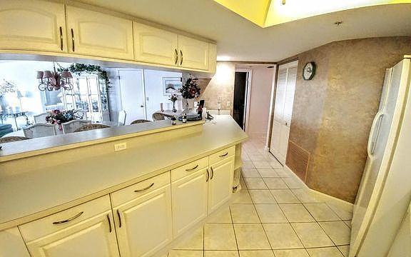 5th image of 2555 S Atlantic Ave APT 1003