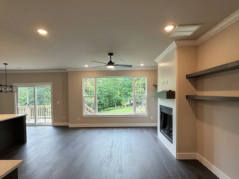 4 McHugh Ln #4 — Photo 14