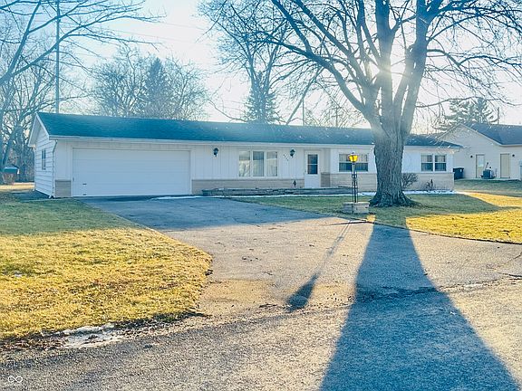 3rd image of 4724 Ashland Dr